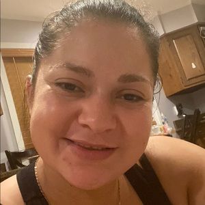 Meet your Posher, Ana